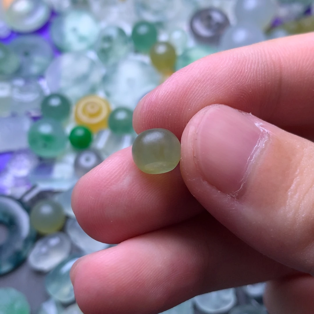 定制翡翠未镶嵌珠子