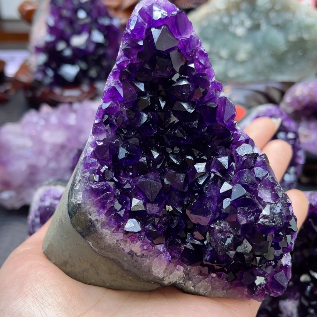 紫晶大型摆件（非配饰）未镶嵌朱**宝