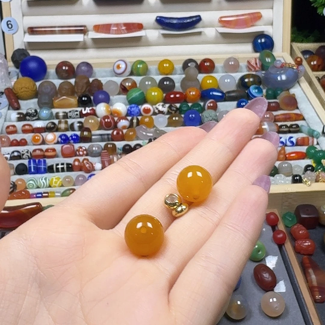 三***鲜未镶嵌玛瑙/玉髓珠宝奇石