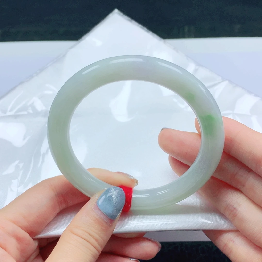翡翠手镯未镶嵌翡翠手镯55圆