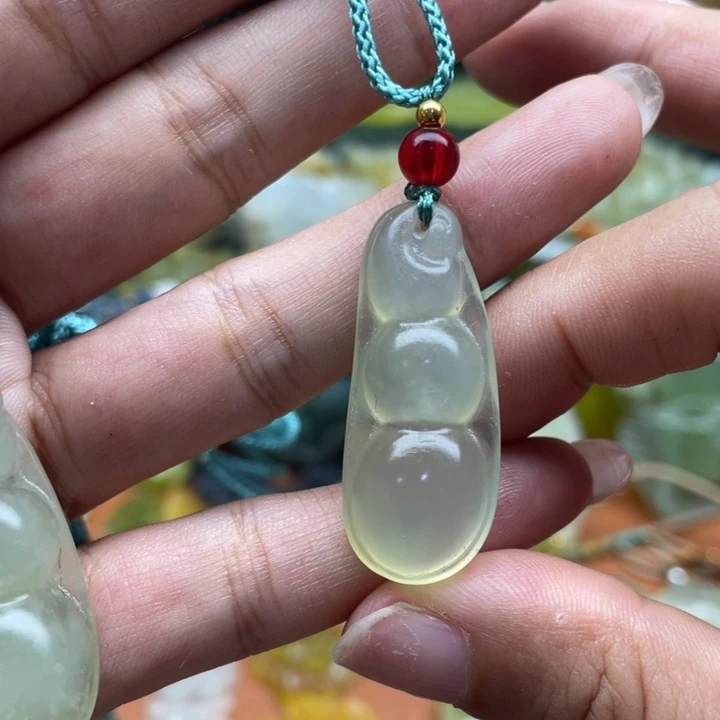 蛇纹石玉未镶嵌项链