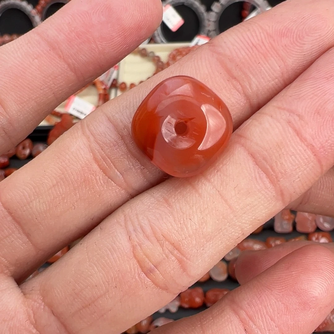 南红玛瑙未镶嵌颈饰方扣