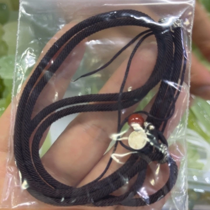 蛇纹石玉合金吊坠鲨****鱼
