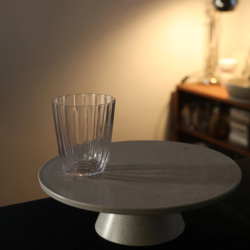 【瑕疵】透明花瓣浮雕水杯 9.5×11cm 470ml 非耐热！