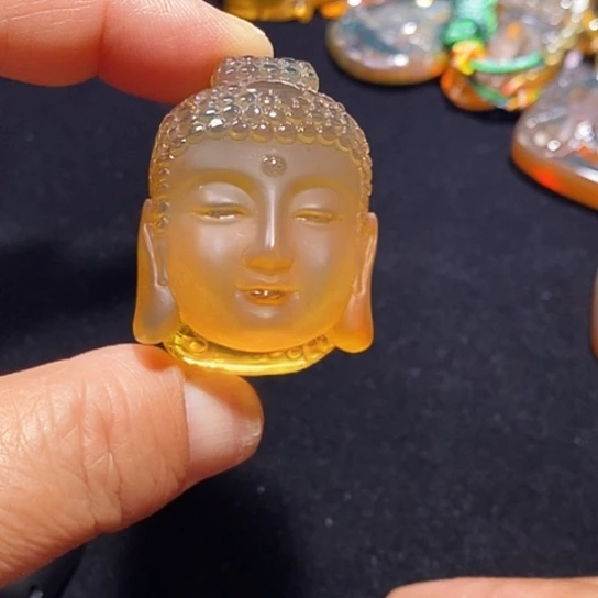 琥珀画琥珀未镶嵌佛头