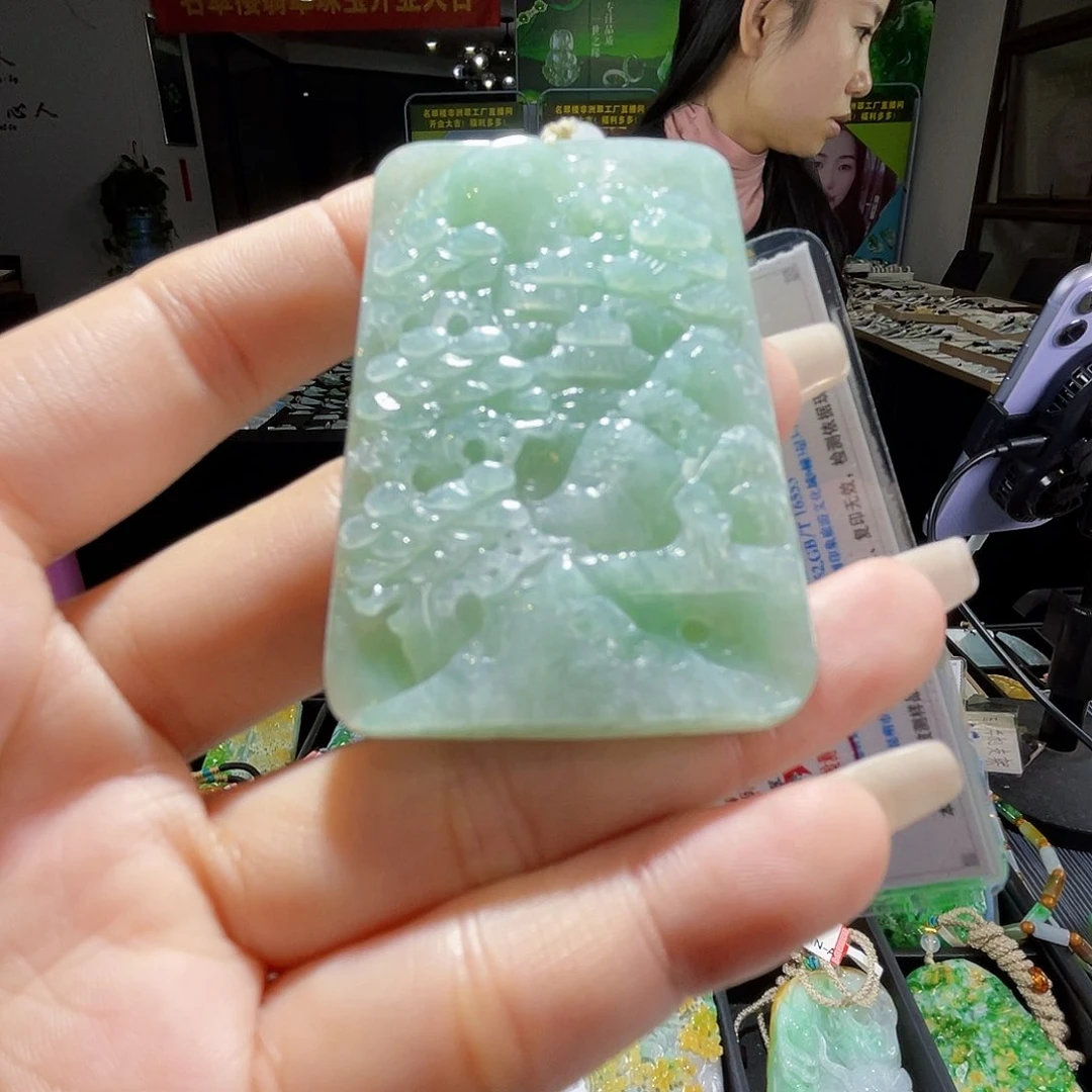 颈饰未镶嵌翡翠一