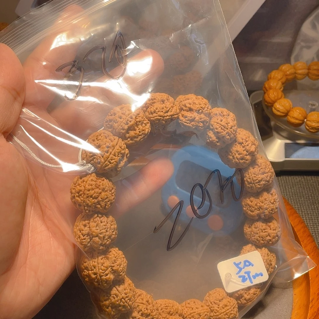 手串金刚菩提Z**o蜂王