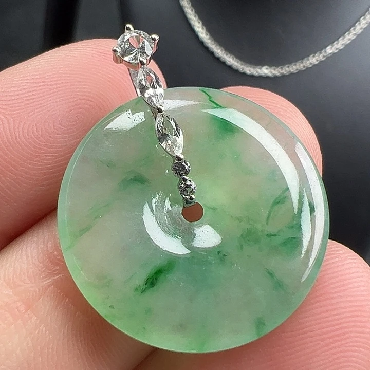 翡翠18K金镶嵌颈饰扣子22.4