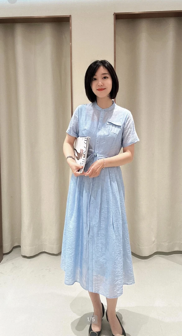 蓝色提花中式连衣裙