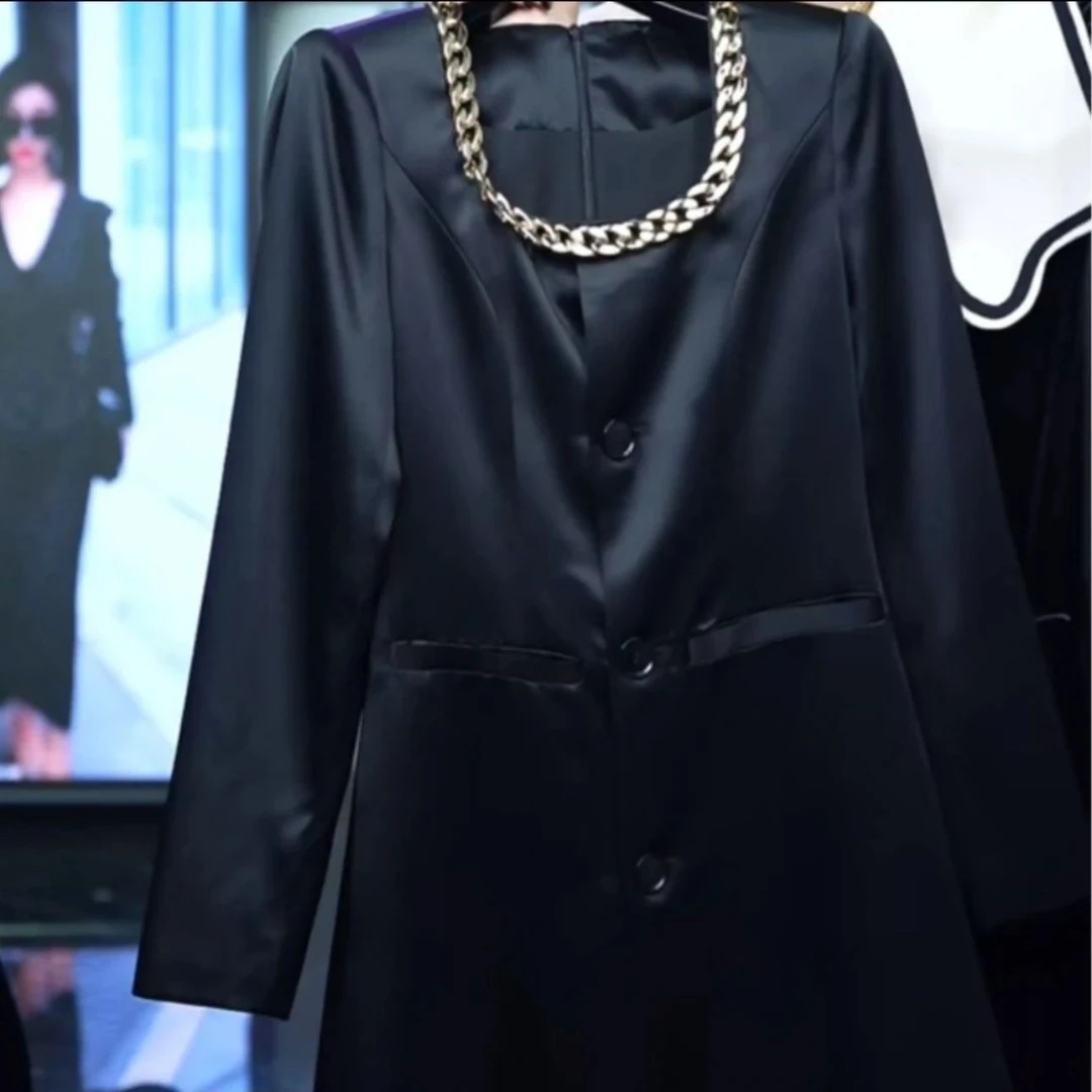 328/方领金链连体裤