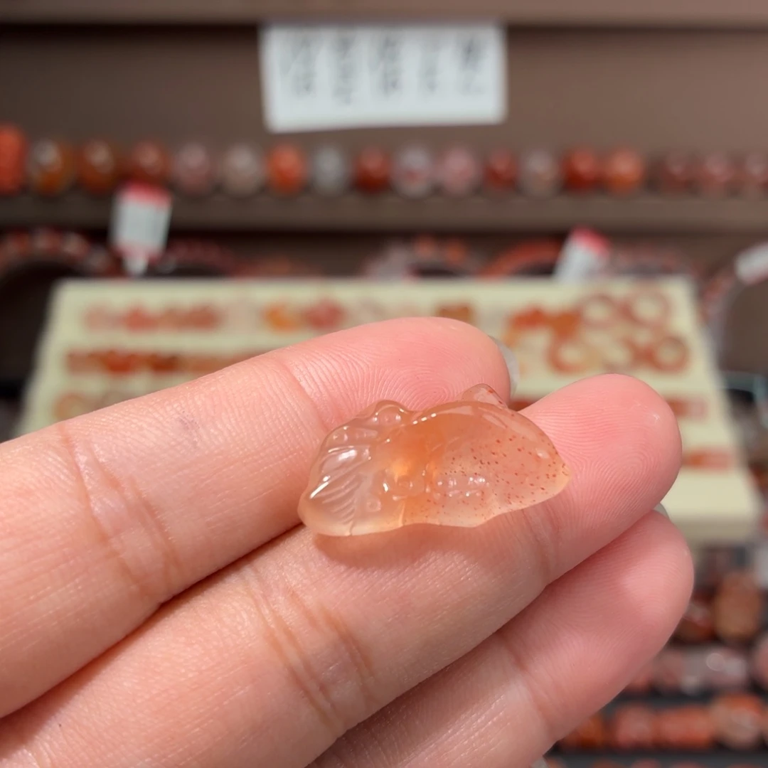 未镶嵌川料南红玛瑙锦鲤