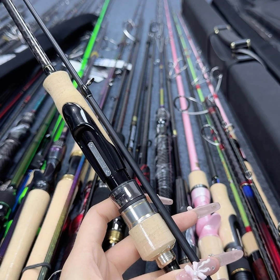 梁***东碳素路亚两节直柄