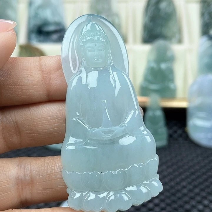 颈饰未镶嵌翡翠天然翡翠A货观音