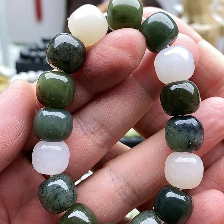 【闪购商品】未镶嵌手链和田玉14四色