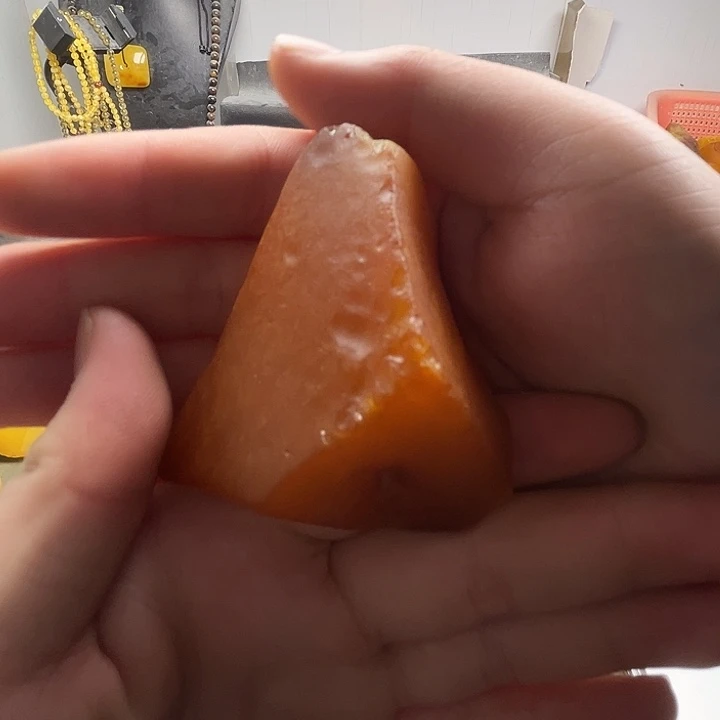 定制琥珀未镶嵌纯天然蜜蜡吊坠