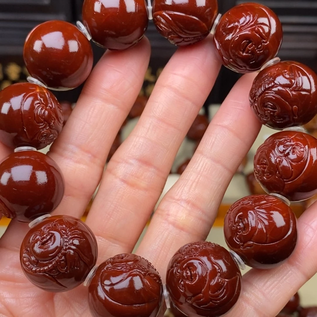 奈***品吊坠橄榄核浮雕弥勒