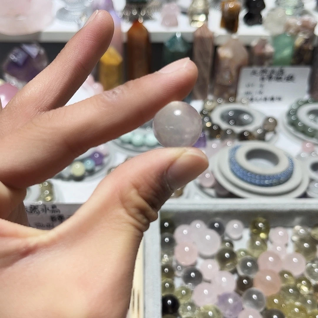 水晶珠宝半成品未镶嵌莫桑比克冰透粉