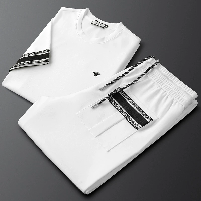 轻奢白色套装男2025新款夏季薄款休闲运动T恤短袖长裤两件套装男