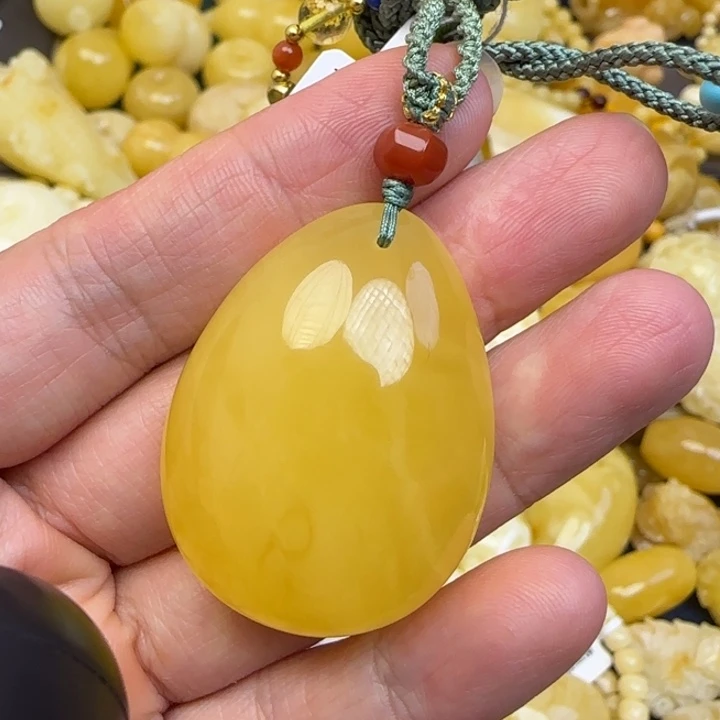 未镶嵌颈饰蜜蜡天然蜜蜡