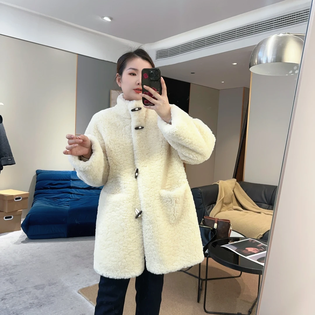 【欧加粒粒】冬季百搭高级感保暖四粒扣保暖毛毛外套 M24121302