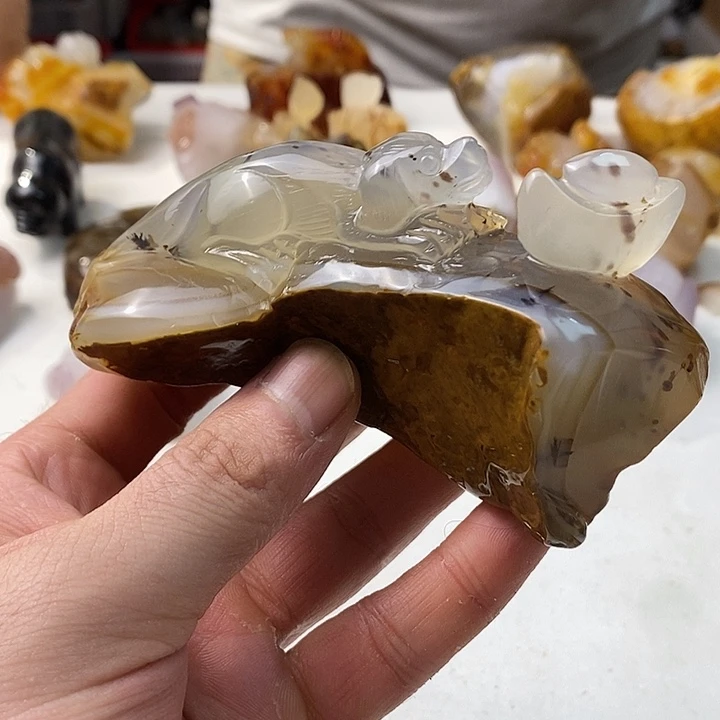 合金颈饰玛瑙/玉髓