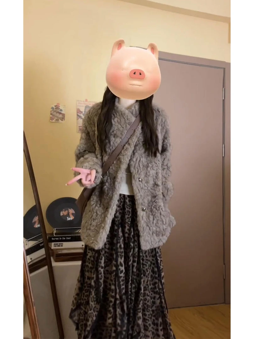 韩系复古风穿搭套装女秋冬季新款翻领羊羔毛外套豹纹半身裙两件套