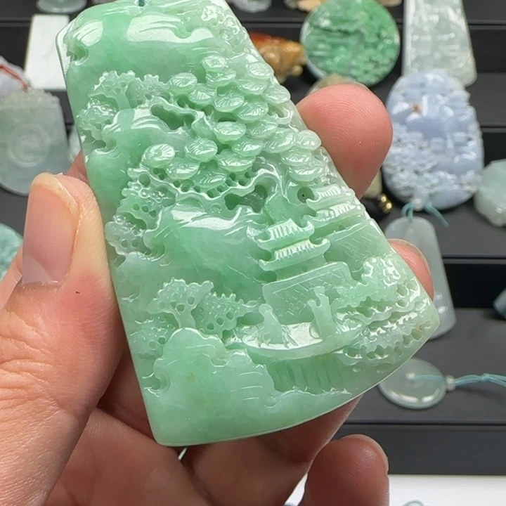 颈饰未镶嵌翡翠山水