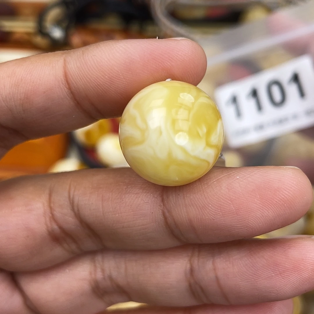 蜜蜡未镶嵌珠宝奇石19.7