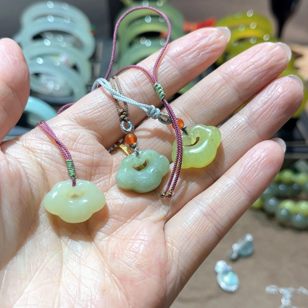 岫玉手镯未镶嵌手镯