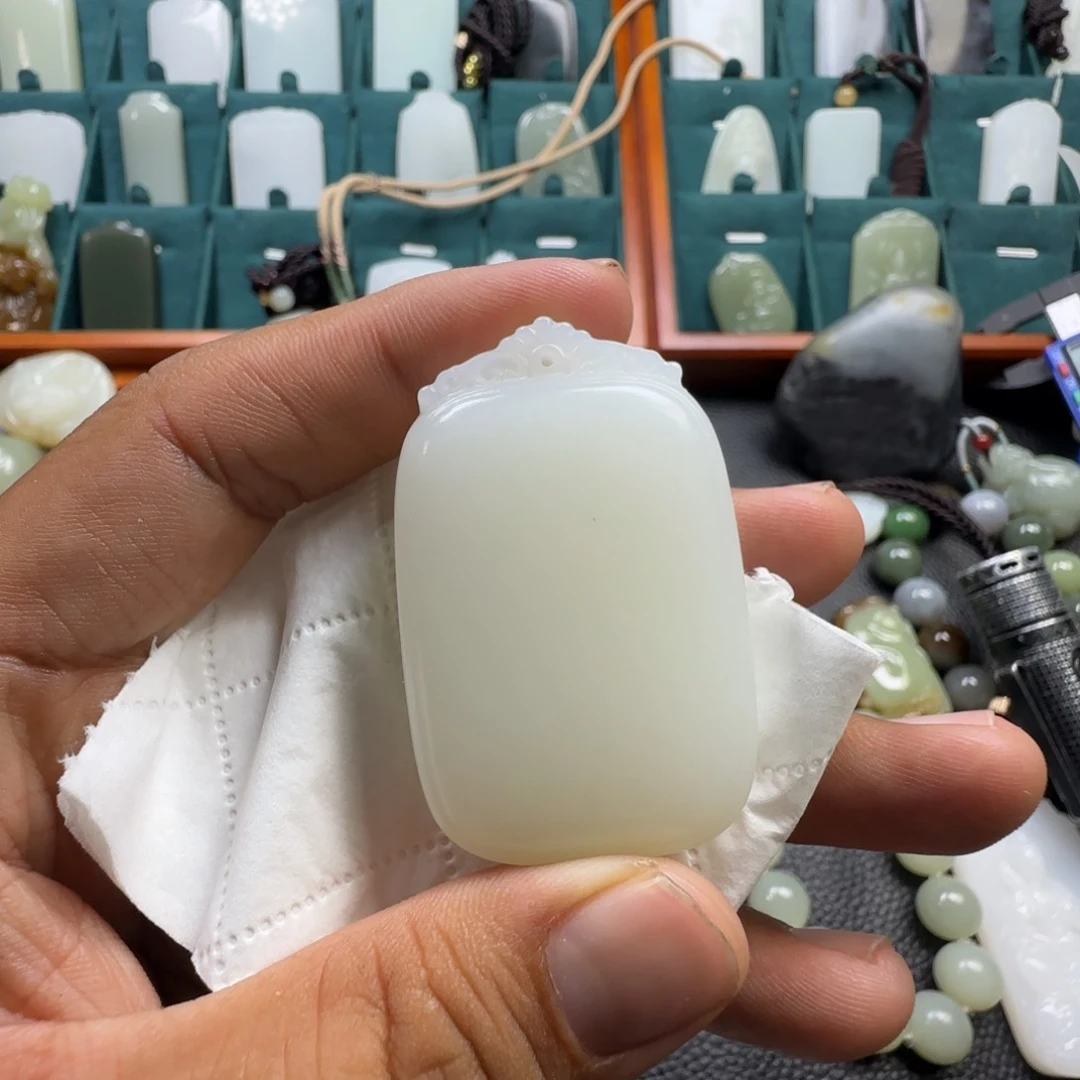 和田玉未镶嵌挂件小*