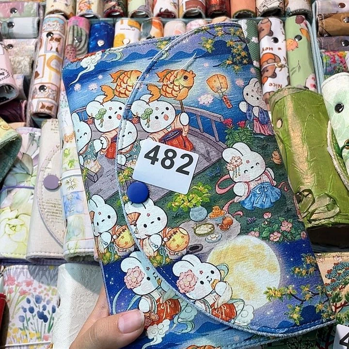 织绣小****米a5s活页加纸482。