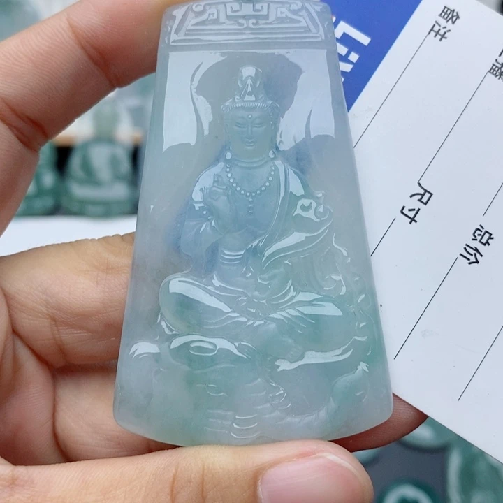 翡翠未镶嵌颈饰普贤