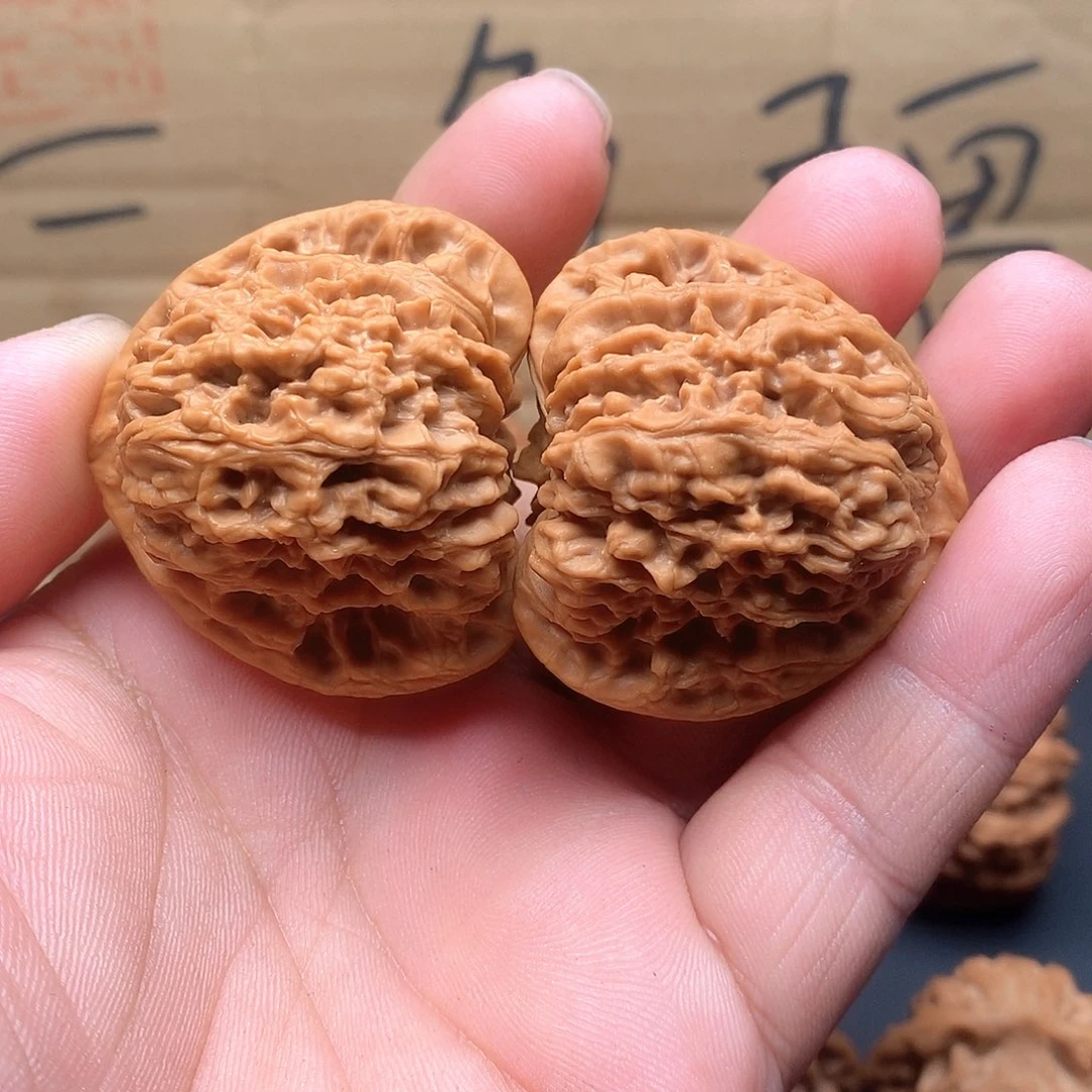 把件文玩核桃43三角疆，