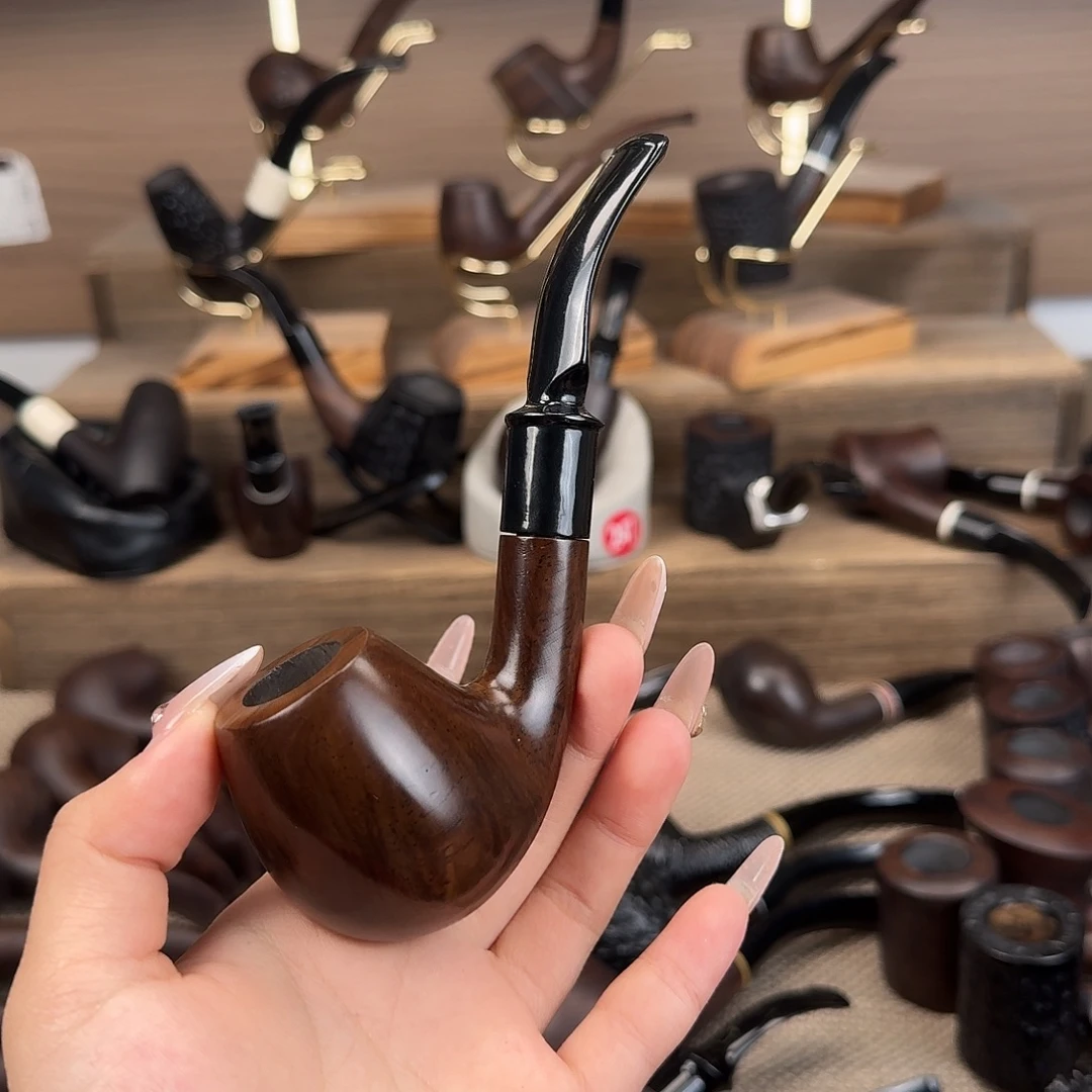 黑檀木黑檀木的颜色很好看