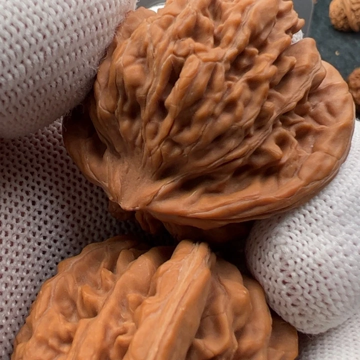 ****越吊坠文玩核桃山地楼107