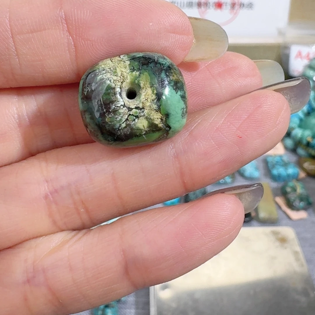 未镶嵌绿松石随型
