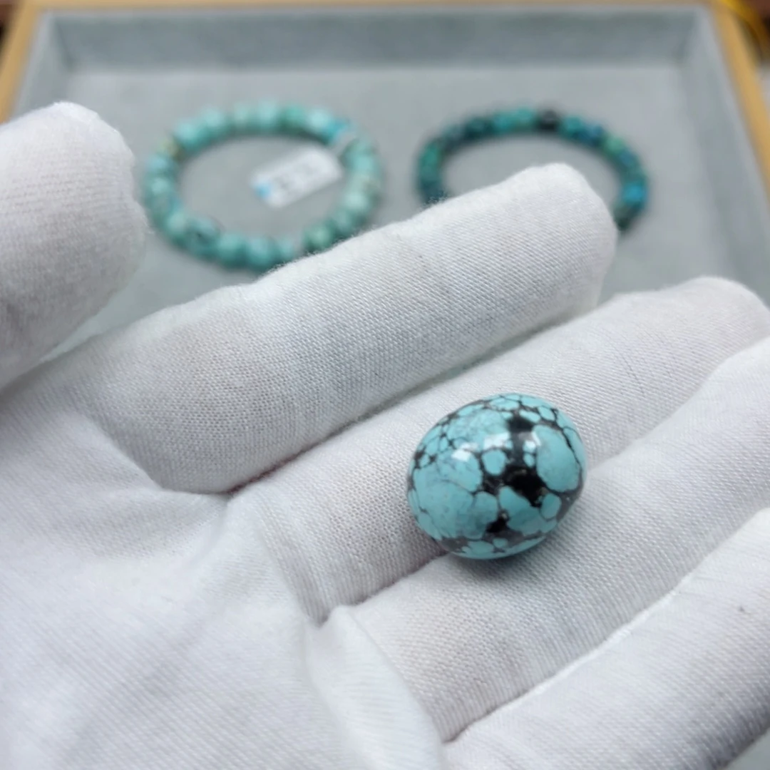 绿松石未镶嵌挂件