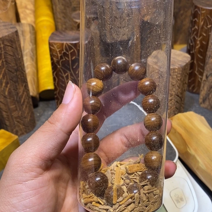 木s****r老山檀黑肉