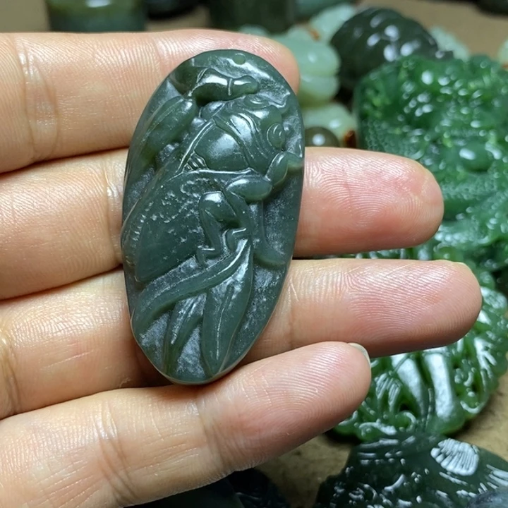 颈饰未镶嵌和田玉