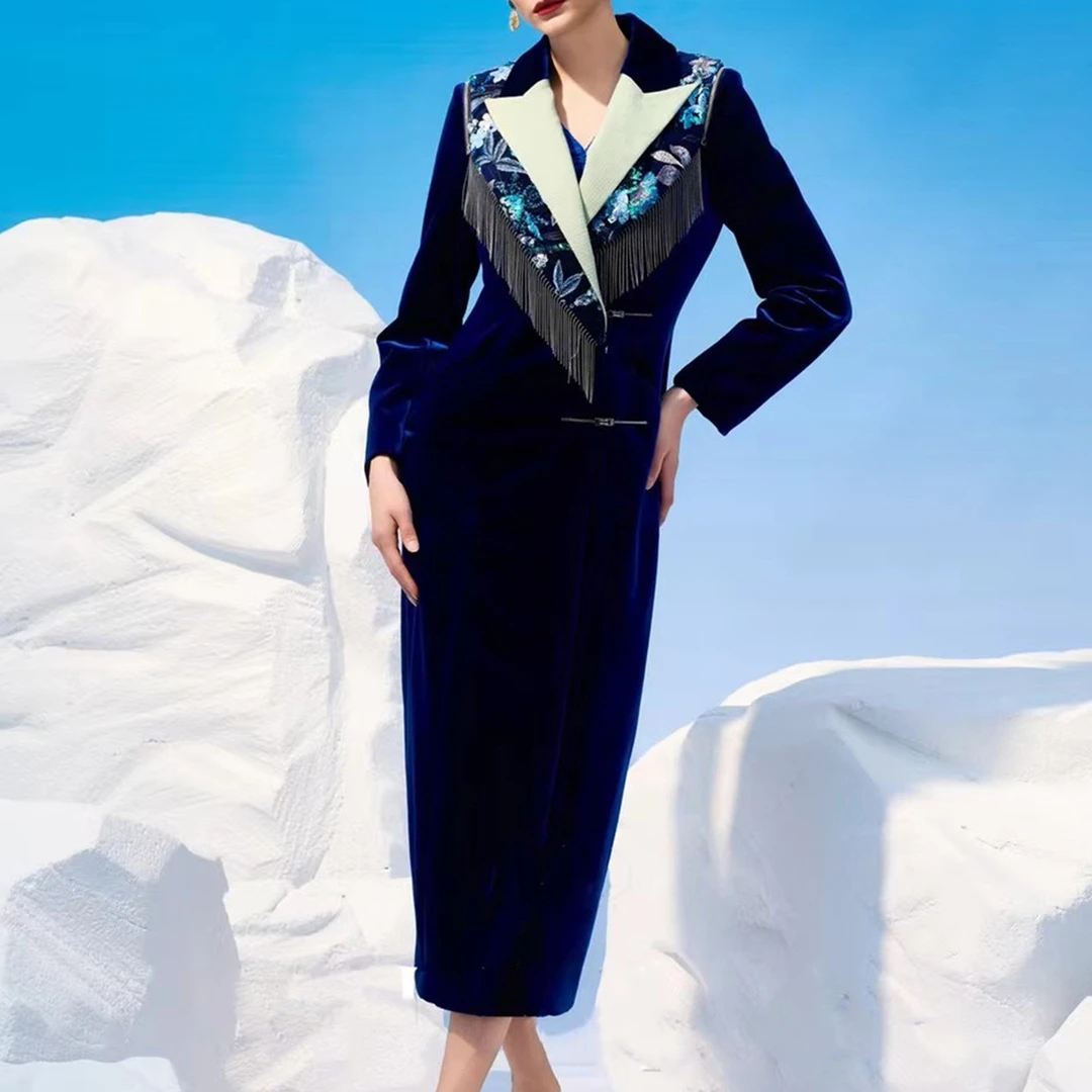 原创设计秋冬复古风衣外套女显瘦修身亮片刺绣流苏宝蓝色洋气