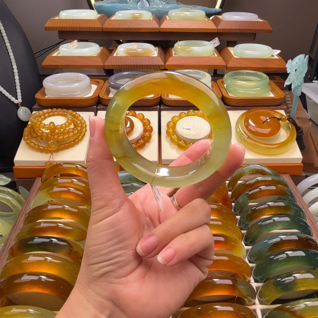 蛇纹石玉未镶嵌手镯58