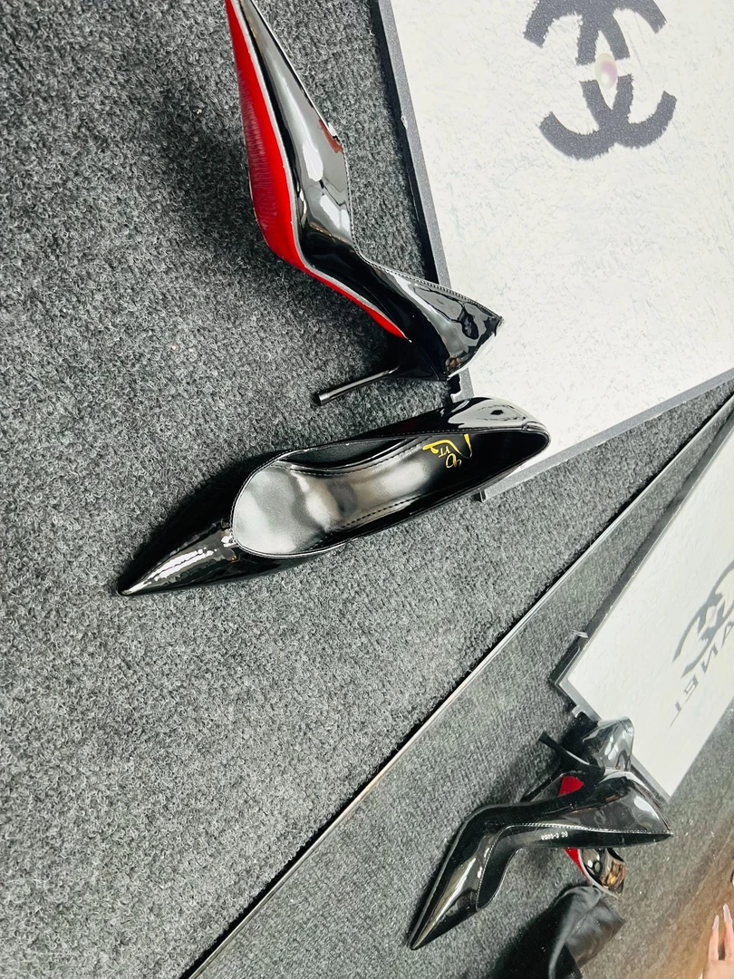 YT黑色净版韩版亮漆皮高跟鞋细跟性感小尖头包头单鞋