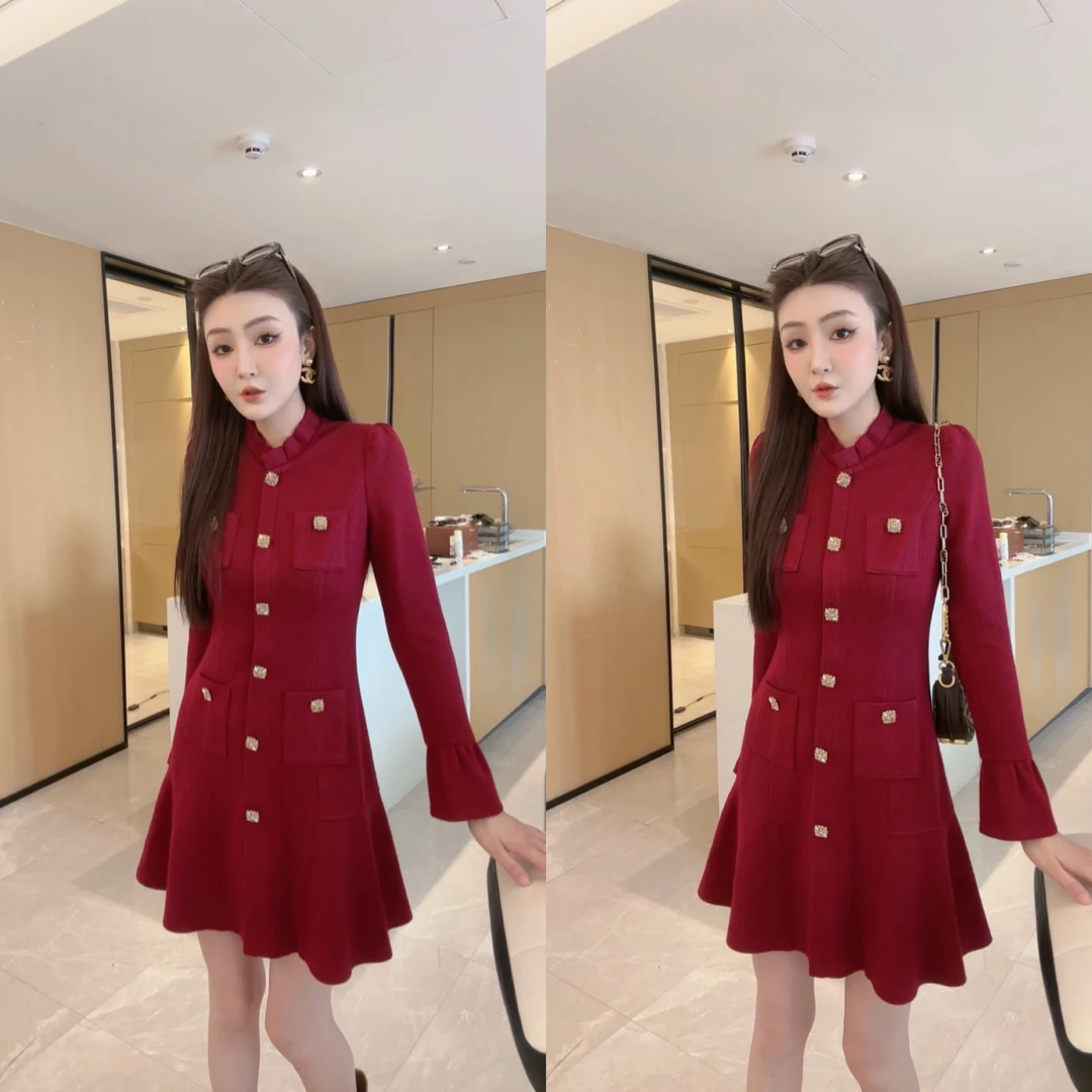 M9A86217冬季减龄显瘦百搭高级感显白小香风气质长袖高腰连衣裙