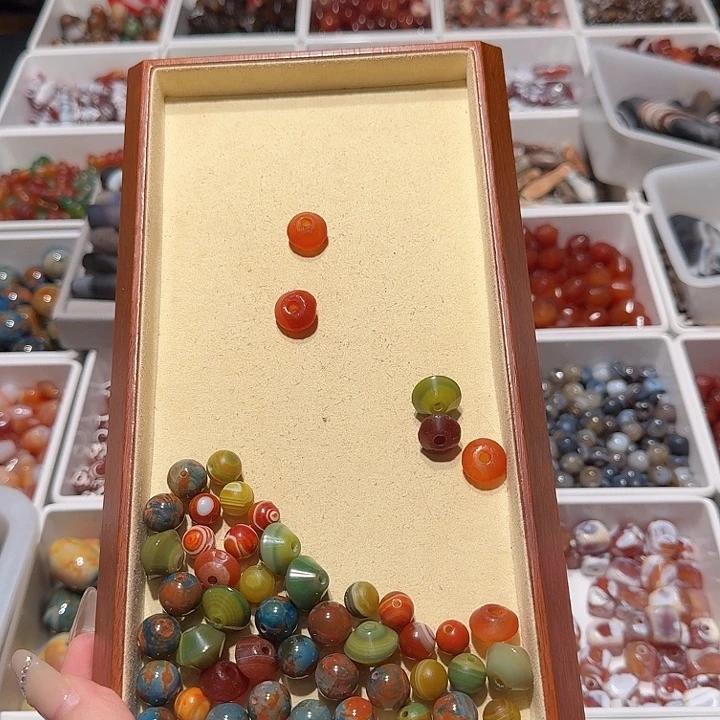 玛瑙/玉髓未镶嵌珠宝半成品