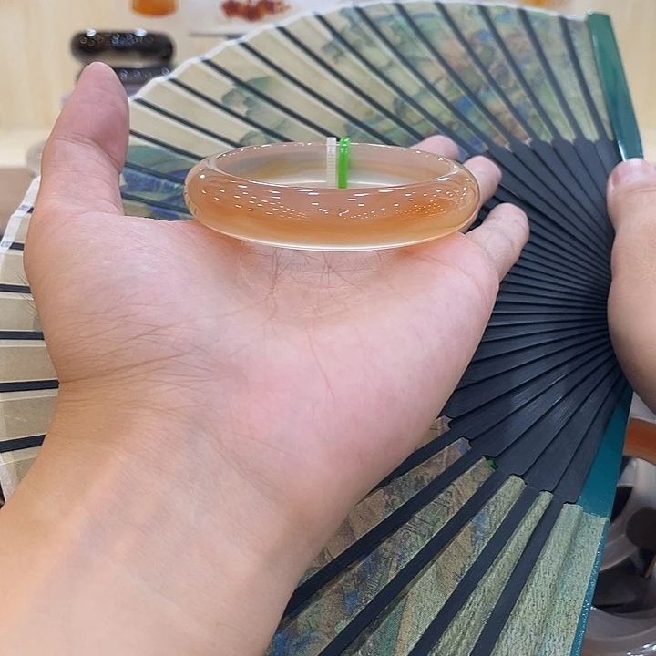 手镯玛瑙/玉髓未镶嵌