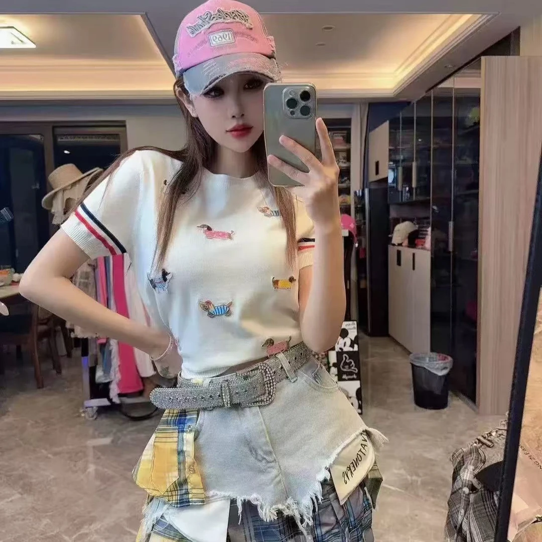 夏季新款小狗植绒刺绣圆领套头针织衫