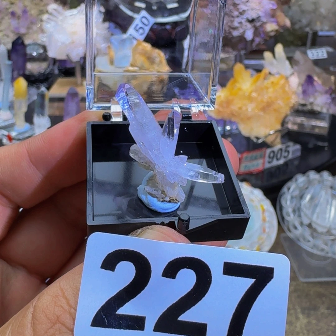 水晶未镶嵌珠宝半成品