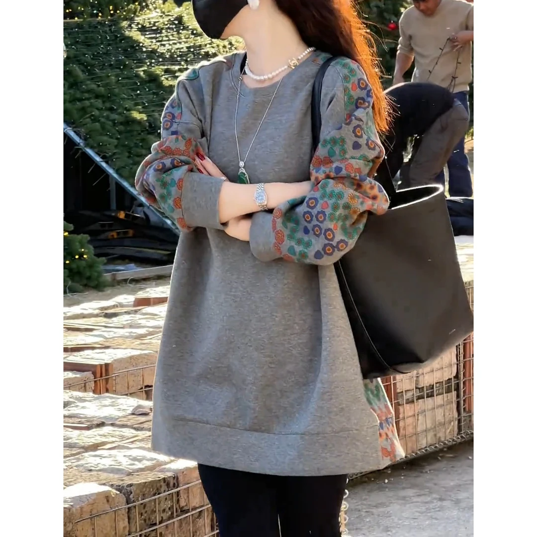 2026秋冬新款时尚韩系加厚保暖印花上衣气质宽松遮肉圆领长袖卫衣