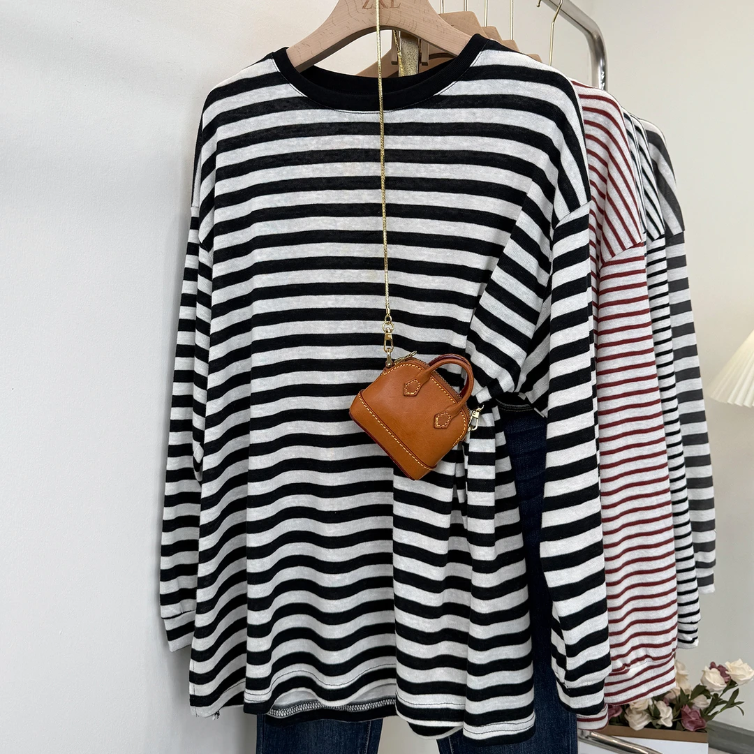秋冬韩系圆领长袖T恤女条纹撞色系慵懒宽松显瘦下摆开叉设计上衣