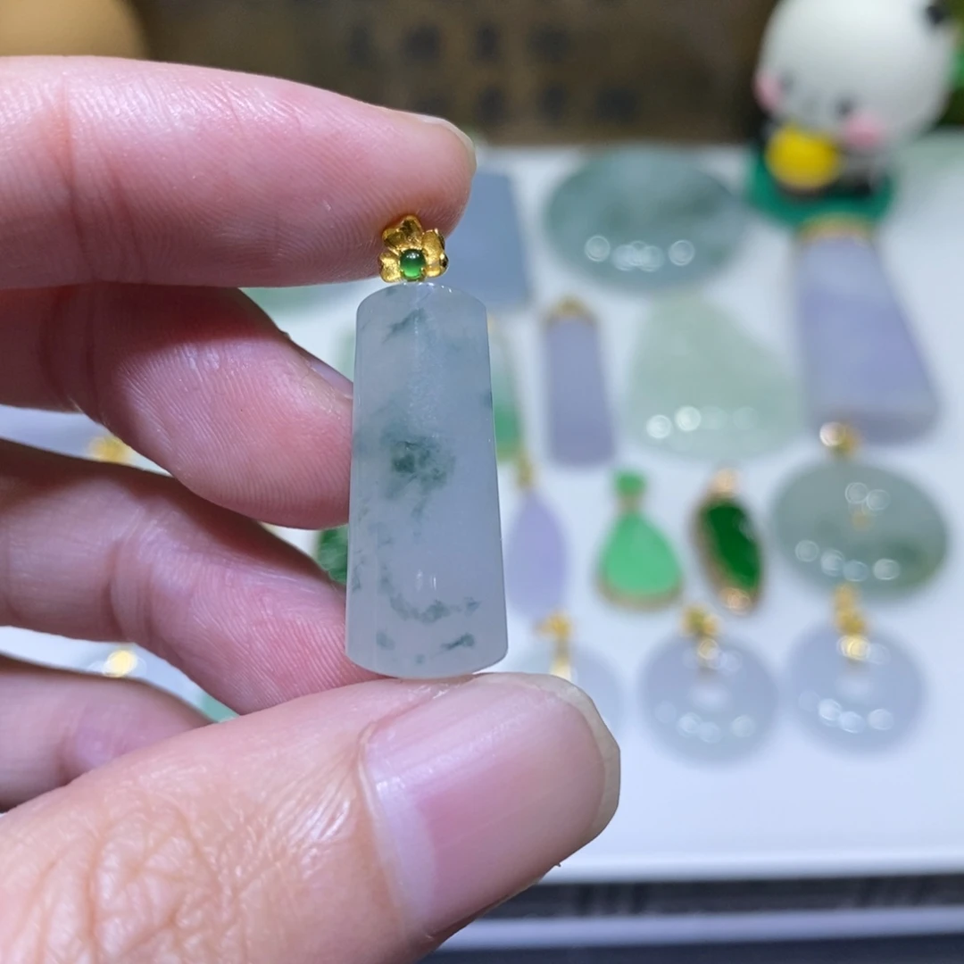 翡翠18K金镶嵌吊坠(不含链)